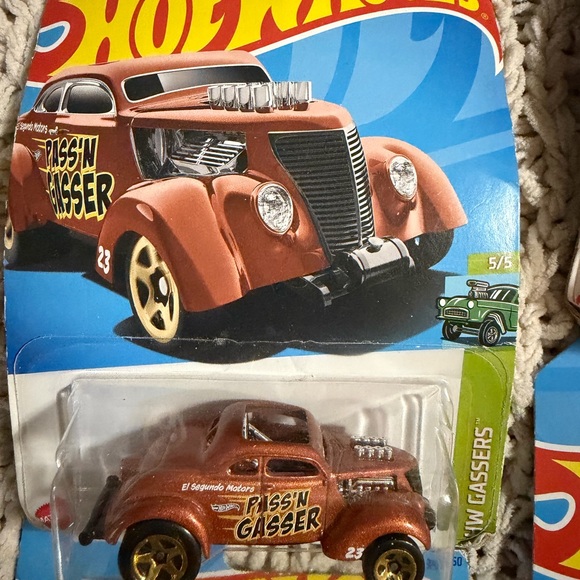 Assorted Toy Cars Set - Picture 6 of 7